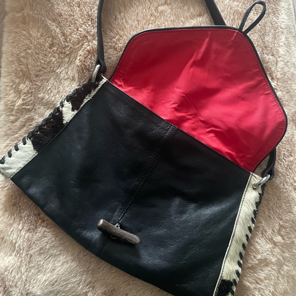 NWOT Hobbs Cowhide & Black Leather Shoulder Bag | Haircalf Flap | Boho Western - Picture 11 of 17